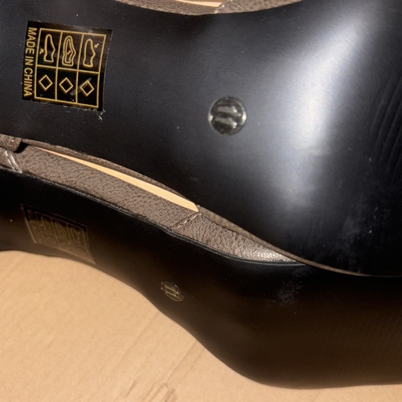 👠Journey Collection Women's Bettie Pump - Picture 11 of 11